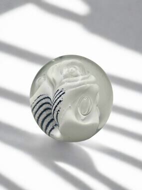 Caithness Scotland Snow Trail Paperweight Margot Thompson Studio Art Glass